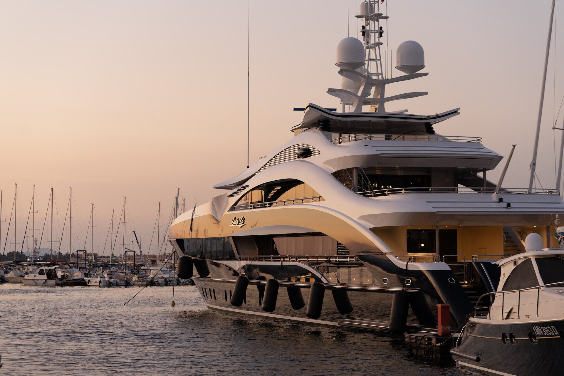 $2 million yacht $2 million yacht